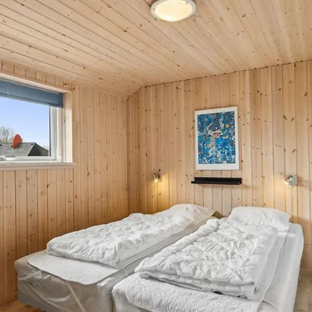 Holiday Karoline - 400m From The Sea By Interhome Feriehus Rønde